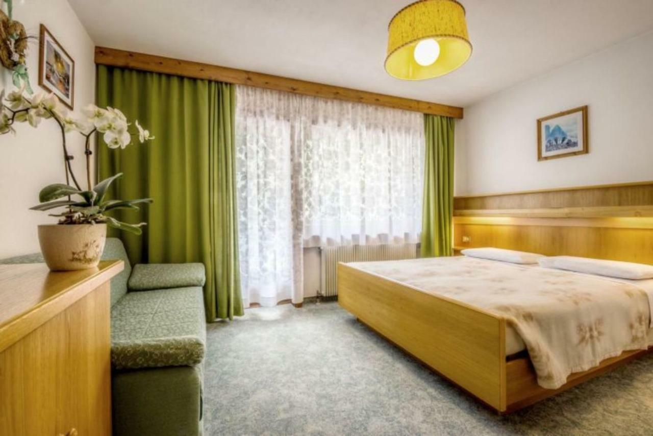 Apartments Fiordalisi Colfosco Ngoại thất bức ảnh